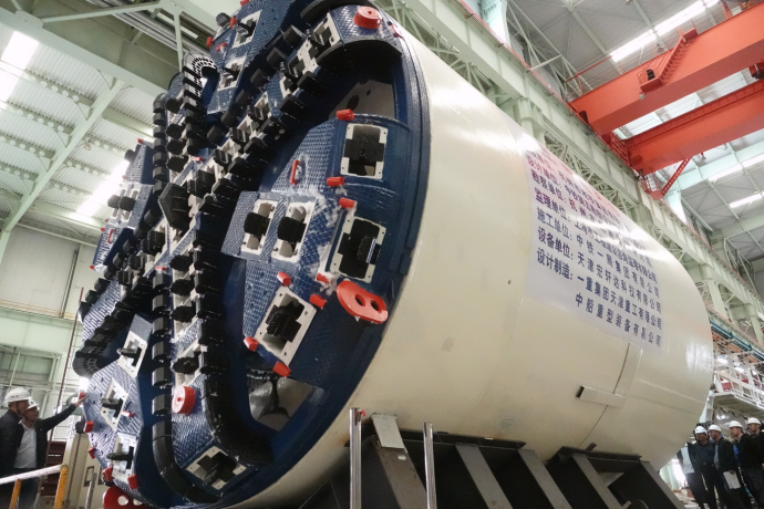 從制造邁向創(chuàng)造-天津衛(wèi)視專訪一重集團天津重工有限公司