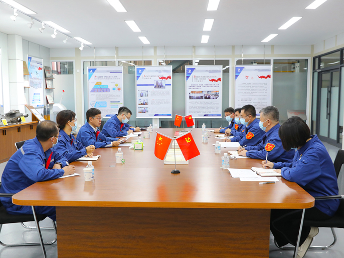 劉明忠深入聯(lián)系點單位傳達(dá)學(xué)習(xí)黨的二十大精神